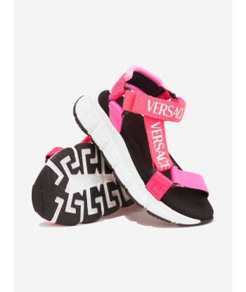 Versace Girls Logo Strap Sandals in Pink Faites des économies