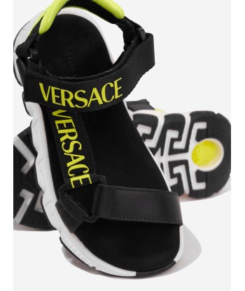 Versace Kids Logo Strap Sandals in Black Dans la société mordern