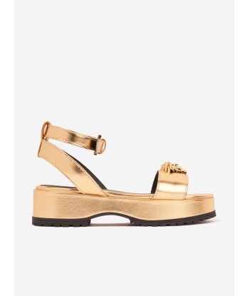 Versace Girls Medusa Platform Sandals in Gold en stock