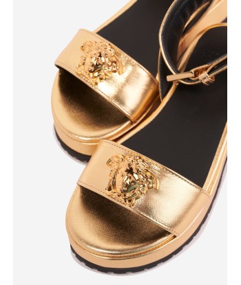 Versace Girls Medusa Platform Sandals in Gold en stock