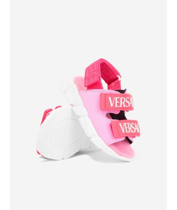 Versace Girls Logo Strap Sandals in Pink ouvre sa boutique