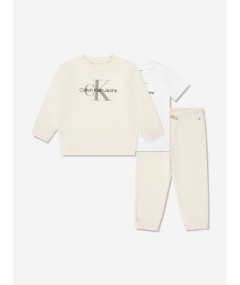 Calvin Klein Baby Monogram 3 Piece Gift Set in White Faites des économies